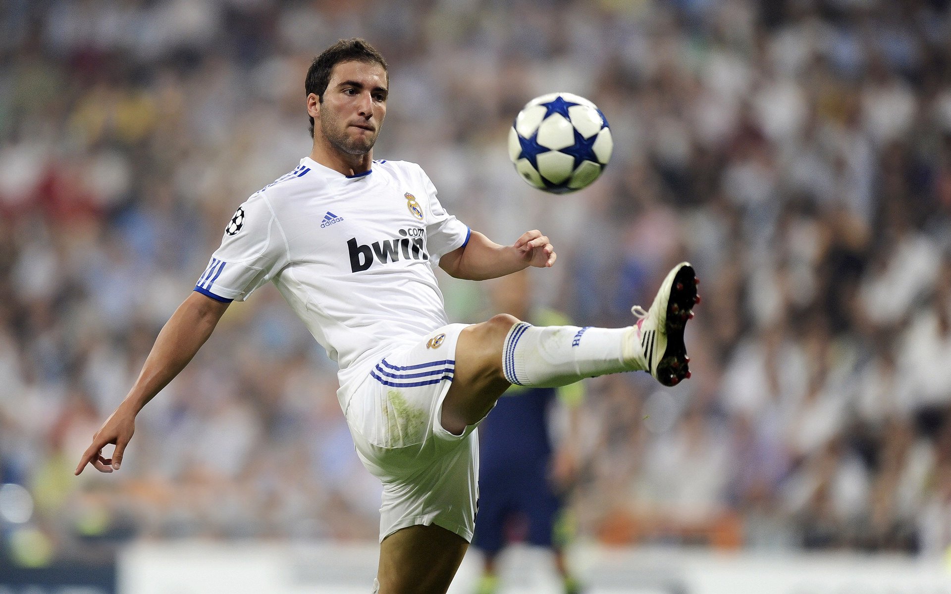 德甲球员冲刺与心率变化曲线对疲劳积累的识别研究